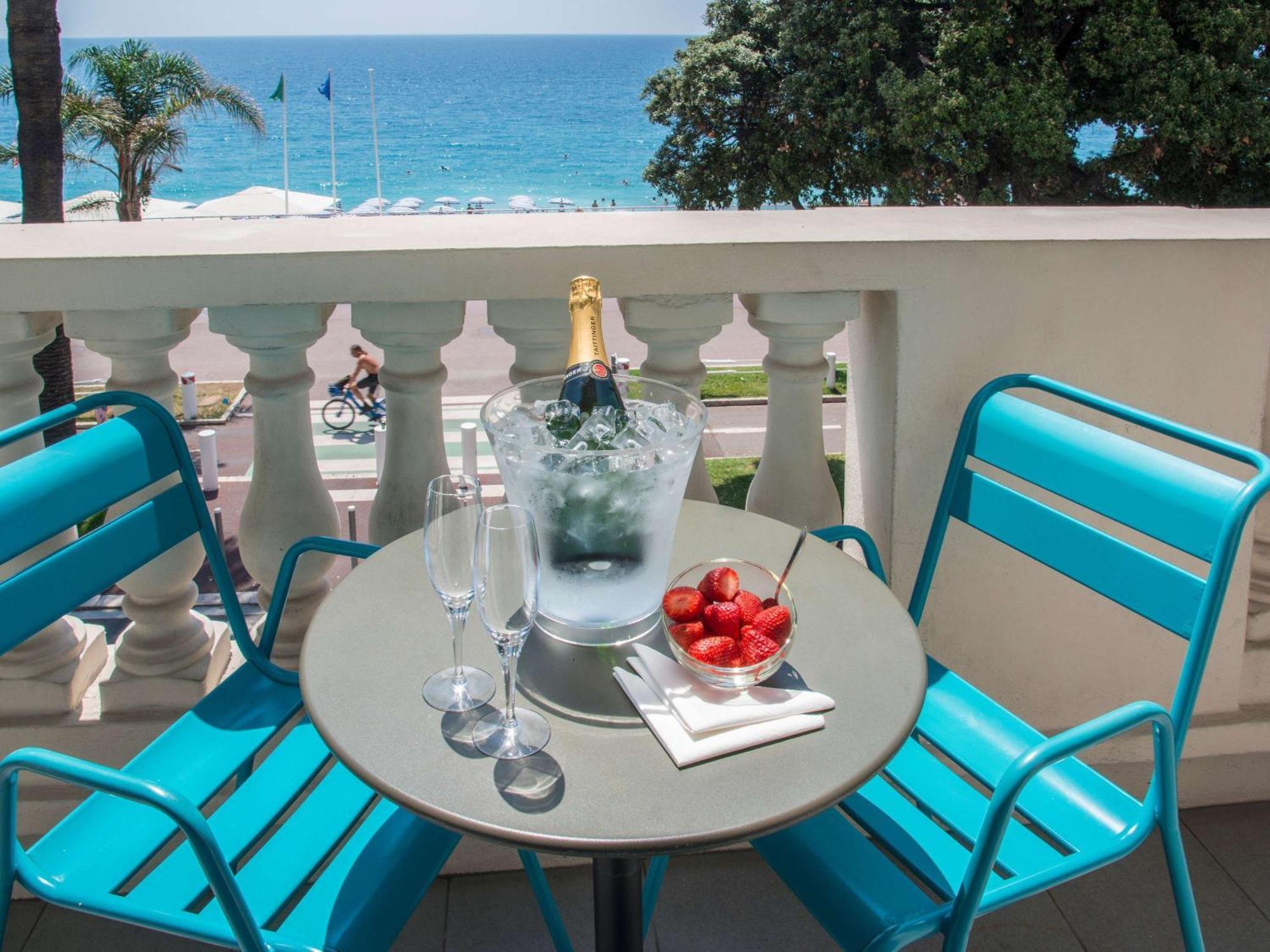 Mercure Nice Marche Aux Fleurs מראה חיצוני תמונה